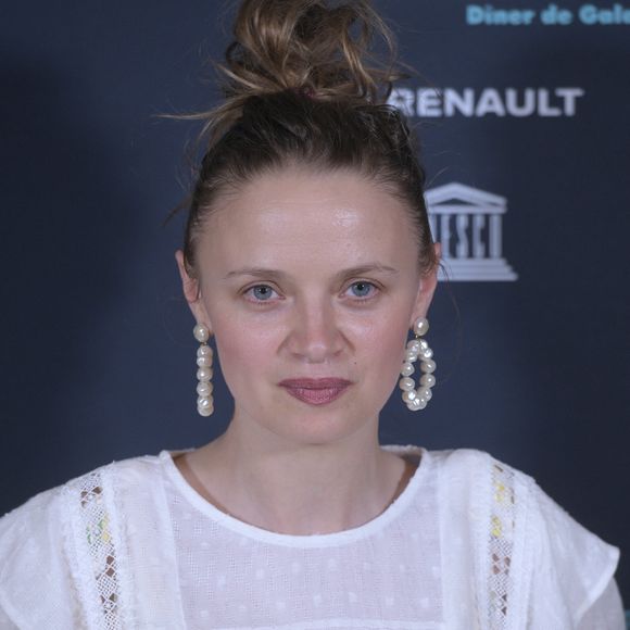 Sara Forestier - Photocall du 9ème dîner de gala des Nuits En Or 2019 à l'Unesco à Paris, le 17 juin 2019. © Giancarlo Gorassini/Bestimage