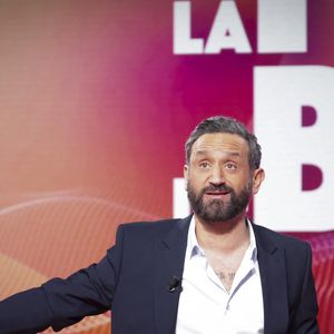 Exclusif - Cyril Hanouna, sur le plateau de l’émission « TPMP » présentée par C.Hanouna et diffusée en direct sur Youtube et sur toutes les box (SFR, FREE, MyCanal etc), Paris, France, le 04 mars 2025. © Jack Tribeca / Bestimage