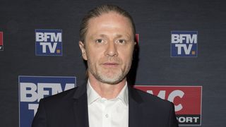 "Je fais ça depuis des années" : Emmanuel Petit pratique une activité non conventionnelle, moins de 10 000 personnes sont déclarées en France