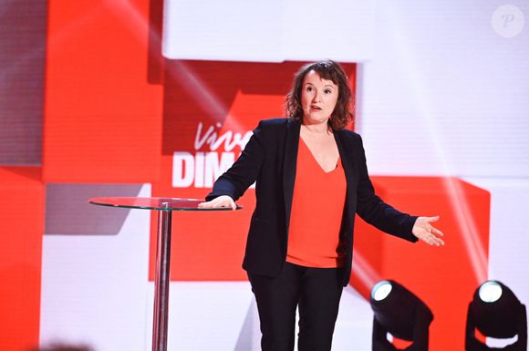 Exclusif - Anne Roumanoff - Enregistrement de l'émission "Vivement dimanche" au studio Rive Gauche, presentée par Michel Drucker . Diffusion sur France 3 le  16/02/2025. © Guillaume Gaffiot/Bestimage