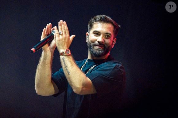 Kendji Girac - Les artistes se produisent lors du concert "Scoop Live" de Radio Scoop à la LDLC Arena de Décines près de Lyon, le 25 février 2025. © Sandrine Thesillat / PsnewZ / Bestimage