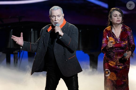 Bernard Lavilliers et Catherine Ringer se produisent lors des 39e Victoires de la Musique à la Seine Musicale le 9 février 2024 à Boulogne-Billancourt, France. Photo par David NIVIERE/ABACAPRESS.COM