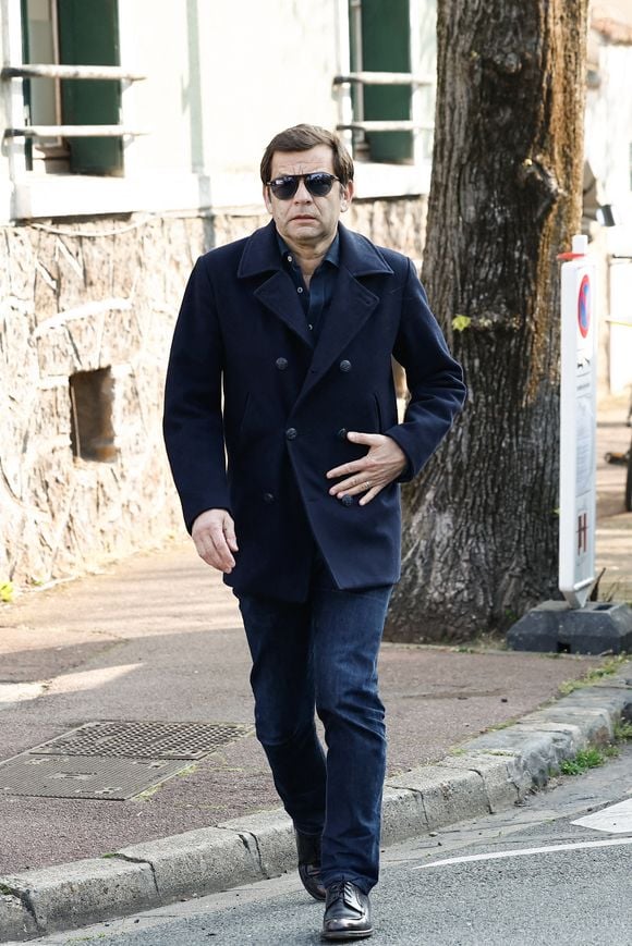 Laurent Mariotte - Arrivées aux obsèques de Bruno Salomone en l'église Sainte-Anne de Polangis de Joinville-le-Pont (Val-de-Marne) le 23 mars 2026. © Cyril Moreau - Dominique Jacovides / Bestimage