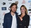 Son fils unique, le musicien Baptiste Allard, et sa compagne Hélène ont accueilli leur premier enfant en juin. 

Emma Colberti et son fils Baptiste lors du photocall de la 2ème édition du festival "Paris Court Toujours" au Théâtre de l'Européen à Paris le 20 septembre 2019. © Giancarlo Gorassini / Bestimage