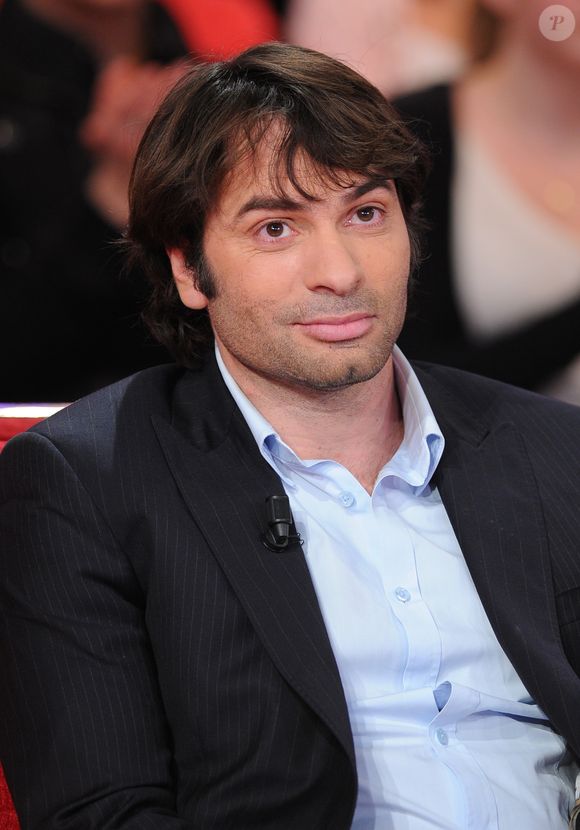 Christophe Dominici dans l'émission Vivement dimanche, à Paris (05/01/2011)
© Guillaume Gaffiot /Bestimage