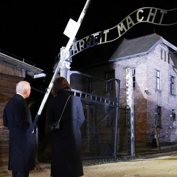 Le roi Charles III d'Angleterre visite le musée national d'Auschwitz-Birkenau à Oswiecim, en Pologne, dans le cadre des commémorations de la libération du camp de concentration d'Auschwitz-Birkenau. ©Backgrid USA / Bestimage