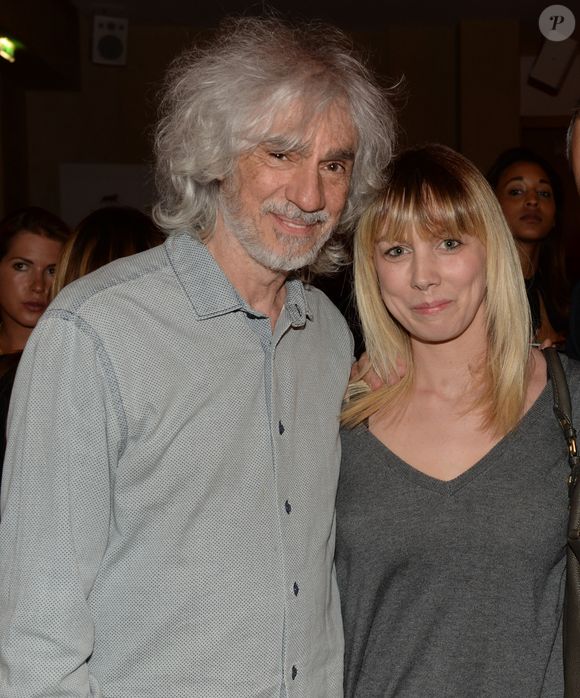 Exclusif - Louis Bertignac et sa compagne Laeticia lors de la soirée d'inauguration du nouveau restaurant de la salle Pleyel, le Noto, à Paris, France, le 29 mars 2017. © Rachid Bellak/Bestimage