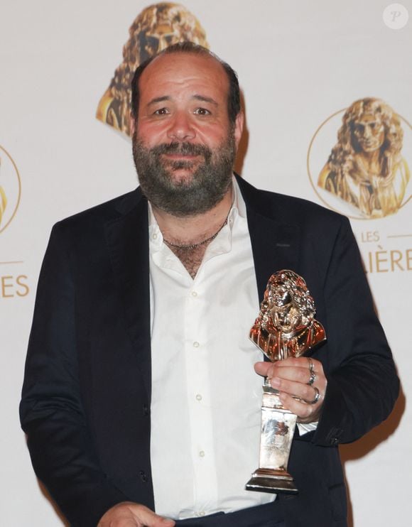 Guillaume Bouchède (Molière du Seul/e en scène) - 36ème cérémonie des Molières aux Folies Bergère à Paris le 28 avril 2025. © Coadic Guirec/Bestimage