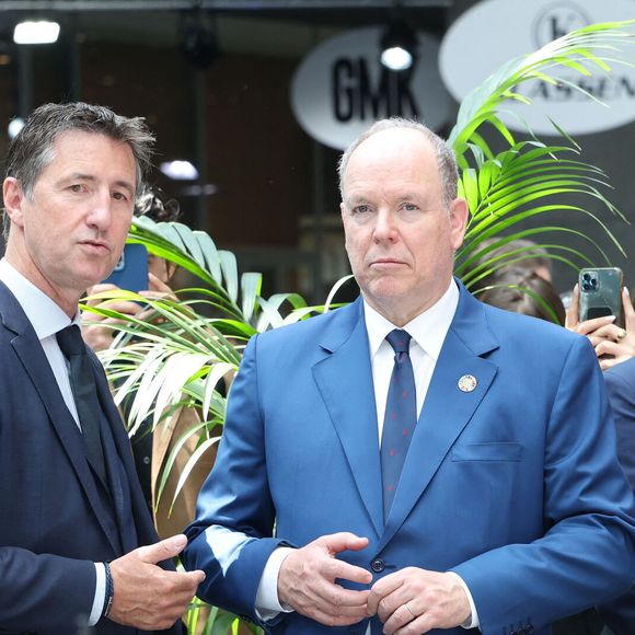 Selon France Bleu, "Les pompiers du Var ont été alertés vers 3h10 ce dimanche matin pour un accident sur l'A8 au niveau du Cannet-des-Maures"

Le prince Albert II de Monaco - Inauguration de la 20ème édition du salon "Top Marques Monaco 2025",  au Grimaldi Forum, le 8 mai 2025 à Monaco. Le salon se déroule du 7 au 11 mai.© Claudia Albuquerque/Bestimage