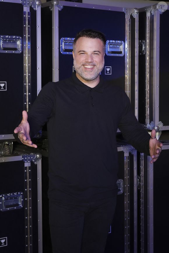 C'est un chef de coeur
Exclusif  Franck Castellano - Backstage de l'enregistrement de l'émission de télévision "Le Grand Concert des Régions : Ici c'est Aix en Provence", à l'Arena du Pays d'Aix, présentée par L.Luyat et L.Thilleman, et diffusée le 17 mai sur France 3. Le 30 avril 2024. 
© Bruno Bebert-Jack Tribeca / Bestimage