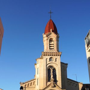 Palavas les Flots (34) : L'eglise saint Pierre de style dominant neoroman, dans la partie pietonne du centre ville, construite en 1896 grace a une souscription - Photo by Corre S/ANDBZ/ABACAPRESS.COM