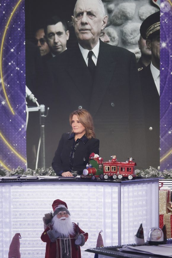 Exclusif - Pascale de La Tour du Pin sur le plateau de l’enregistrement de l’émission « Face à Hanouna » présentée par P. de La Tour du Pin et diffusée sur C8 le 07 décembre 2024, à Paris, France, le 05 décembre 2024. © Jack Tribeca/Bestimage