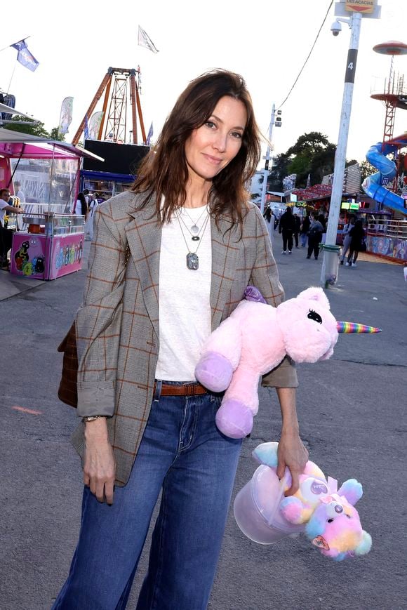 Mareva Galanter (Miss France 1999) - Inauguration de la Foire du Trône 2025 à Paris le 4 avril 2025. © Cédric Perrin/Bestimage
