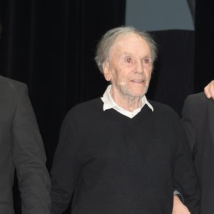 Exclusif - Jean-Louis Trintignant - Jean-Louis Trintignant célèbre ses 88 ans sur la scène du théâtre de la Porte Saint-Martin ou il lit des poèmes de Prévert, Vian, Leprest ou encore Apollinaire à Paris le 11 décembre 2018. © Coadic Guirec/Bestimage