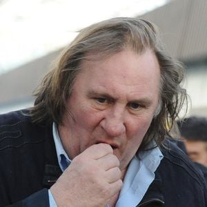 Gerard Depardieu rencontre les commercants de son quartier a Saransk lors d'une visite d'un complexe agricole le 24 fevrier 2013.
ITAR TASS / BESTIMAGE