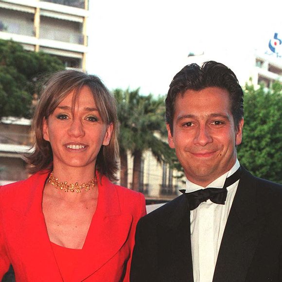 Laurent Gerra, elle l'a aimé de 1991 à 1997

Laurent Gerra et Virginie Lemoine au Festival de Cannes en 1997.
© Bestimage