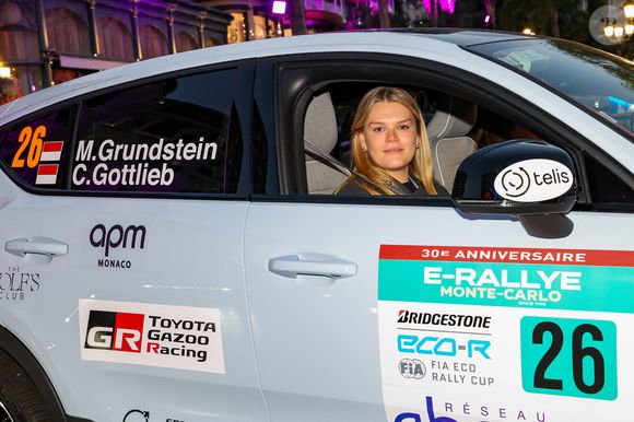 Camille Gottlieb - Le prince Albert II de Monaco donne le départ du 9ème E-Rallye de Monte-Carlo, sur la place du Casino à Monaco, le 15 octobre 2025. © Claudia Albuquerque/Bestimage