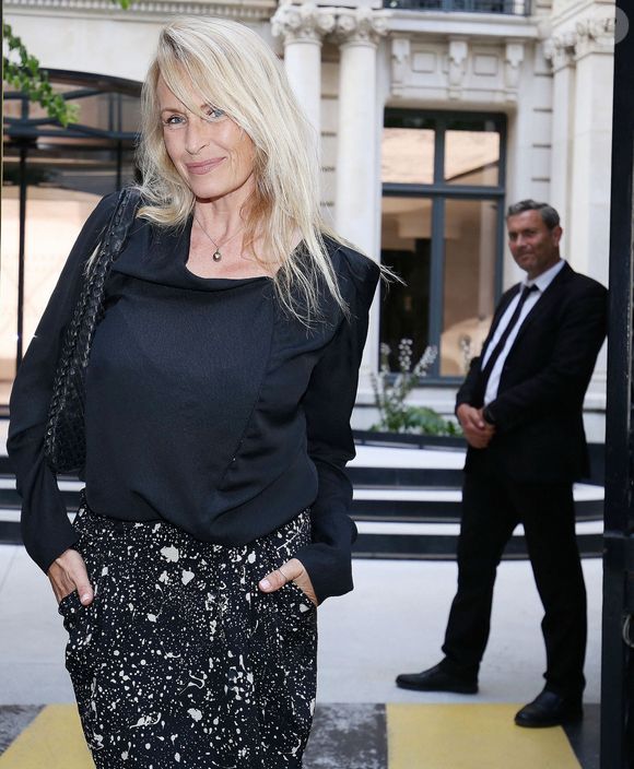 Semi-exclusif - Estelle Lefebure - Cocktail à l'occasion des 2 ans de la boutique du Joaillier Heurgon à Paris le 27 juin 2023. © Jonathan Rebboah/Panoramic/Bestimage