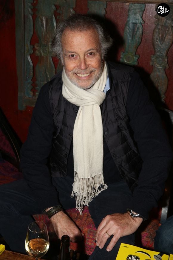 Michel Leeb assiste au lancement du livre d'Étienne de Balasy « Le Guide complet du parfait stand-up et one-man-show » au Buddha-Bar à Paris, en France, le 3 février 2020. Photo de Jérôme Domine/ABACAPRESS.COM