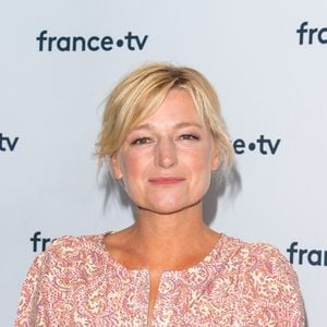 Anne-Elisabeth Lemoine lors du photocall dans le cadre de la conférence de presse de France Télévisions au Pavillon Gabriel à Paris, France. © Pierre Perusseau/Bestimage