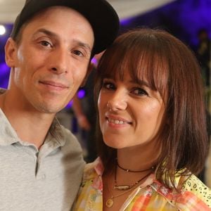Exclusif - Grégoire Lyonnet et sa femme, la chanteuse Alizée - Jour 1 - Backstage - Enregistrement de l’émission "Embarquement immédiat" au théâtre de verdure du Casone à Ajaccio, diffusée le 4 novembre sur France 3. Le 10 octobre 2022. 

© Olivier Sanchez / Bestimage