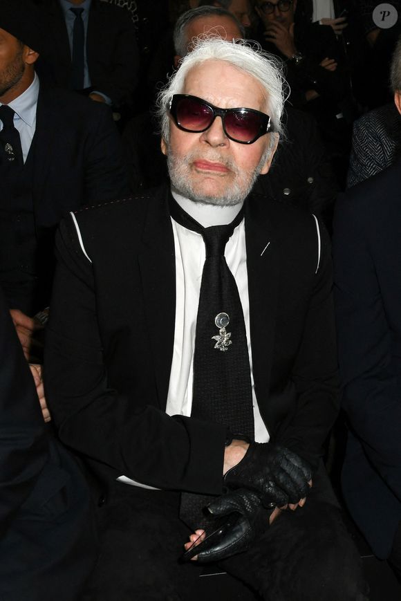Karl Lagerfeld assiste au défilé Dior Homme Menswear Fall/Winter 2018-2019 dans le cadre de la Fashion Week de Paris le 20 janvier 2018 à Paris, France. ©Laurent Zabulon/ABACAPRESS.COM