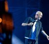 Gad Elmaleh raconte qu’il avait déjà envisagé une greffe capillaire par le passé.

Exclusif - Gad Elmaleh - Enregistrement de l'émission "L'humour à la plage" pour la 2eme édition du festival de Juan les Pins à la pinède Gould le 27 juin 2025. © Bruno Bebert / Bestimage
