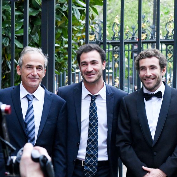 La famille Kretz : "L'Agence" sur TMC  : Olivier Kretz et ses enfants Valentin, Martin et Louis - Soirée de gala des 50 ans de la Fondation Claude Pompidou à l'Hôtel Marcel Dassault à Paris le 12 avril 2022.

Rachid Bellak / LMS / Bestimage