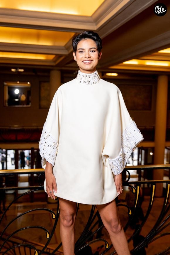Eve Gilles (Miss France 2024) au défilé Stéphane Rolland Collection Haute Couture Automne/Hiver 2025-2026 lors de la Fashion Week de Paris (PFW) au théâtre des Champs-Élysées, à Paris, France, le 8 juillet 2025. © Pierre Perusseau/Bestimage