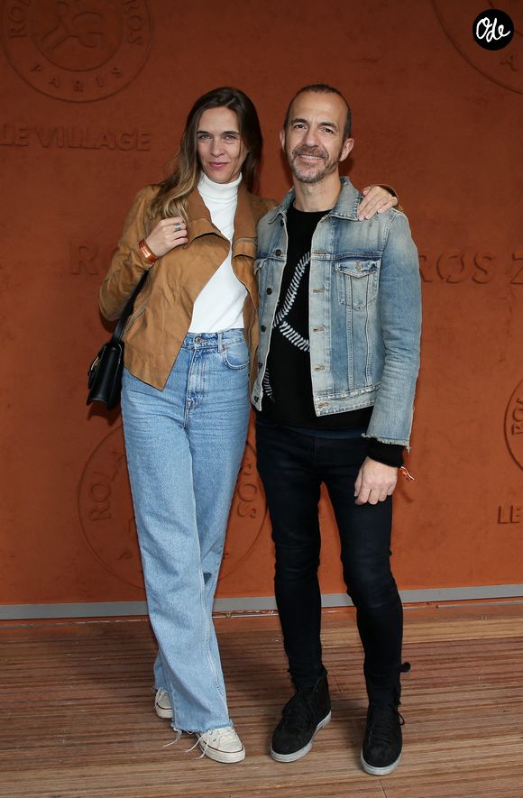 Calogero et sa compagne Marie Bastide au village des internationaux de tennis de Roland Garros le jour de la finale homme Nadal / Djokovic à Paris le 11 octobre 2020.

© Dominique Jacovides / Bestimage