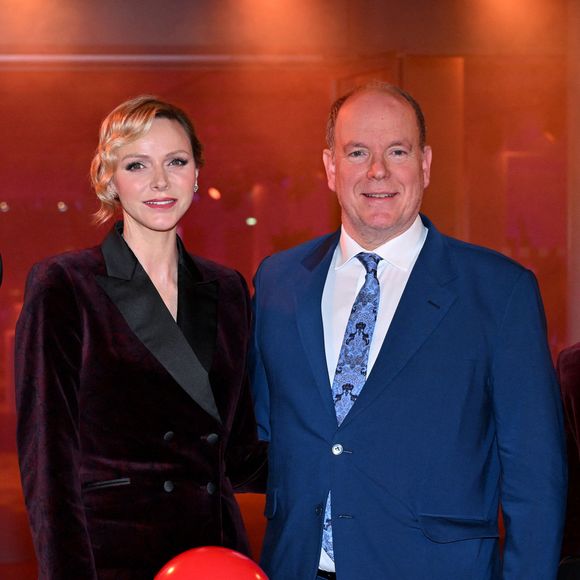 Un événement qui fait la fierté du Rocher !

Le prince Albert II de Monaco et la princesse Charlene ont célébré les 25 ans du Grimaldi Forum et inauguré l'extension de l'espace d'exposition accompagné par M. Pierre André Chiappori représentant le ministre d'Etat de la Principauté, M. Henri Fissore, le président du Grimaldi, et de Mme Sylvie Biancheri, la directrice générale, à Monaco. © Bruno Bebert/Bestimage