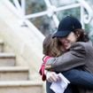 Après ce moment particulier passé avec sa soeur Charlotte Gainsbourg, Lou Doillon se rend dans un lieu où la mémoire de Jane Birkin demeurera pour l'éternité
