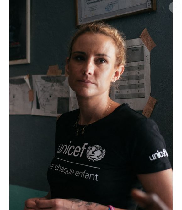 Elodie Gossuin, ambassadrice Unicef France visite le centre de Santé Haussmann, à Obock Assasane, Djibout. © Benjamin Decoin/Unicef France via Bestimage