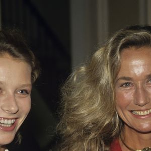 En France, à Paris, au Club Saint-James, Brigitte Fossey et sa fille Marie en 1993
© Bernard Leguay via Bestimage