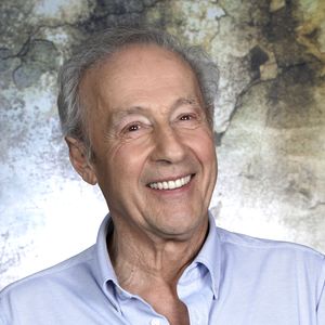 Gérard Klein est surtout connu pour avoir incarné Victor Novak dans L’Instit de 1993 à 2005.

Portrait de Gérard Klein lors de l'enregistrement de l'émission "Chez Jordan" à Paris le 19 avril 2023. © Cédric Perrin / Bestimage