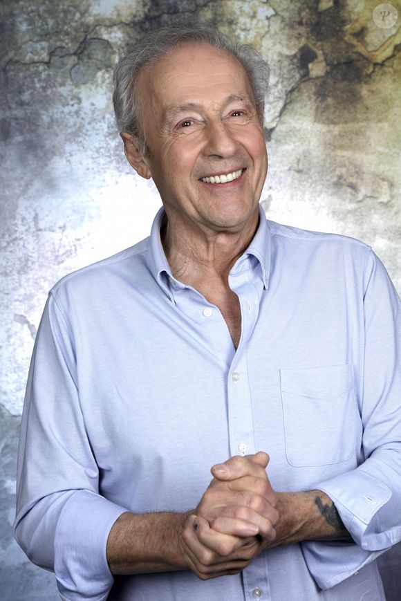 Gérard Klein est surtout connu pour avoir incarné Victor Novak dans L’Instit de 1993 à 2005.

Portrait de Gérard Klein lors de l'enregistrement de l'émission "Chez Jordan" à Paris le 19 avril 2023. © Cédric Perrin / Bestimage