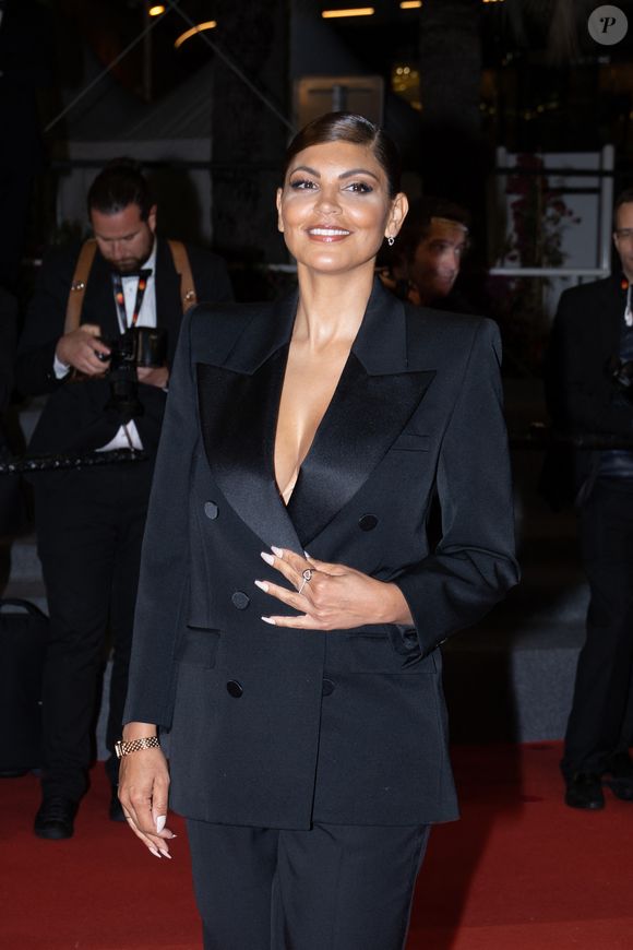 Nawell Madani - Montée des marches du film « Omar la fraise (The King of Algiers) » lors du 76ème Festival International du Film de Cannes, au Palais des Festivals à Cannes. Le 19 mai 2023
© Jacovides-Moreau / Bestimage