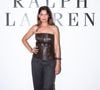 Après avoir célébré à l'Olympia les retrouvailles du casting de “Dix pour cent”, l'actrice a aussitôt traversé l'Atlantique. 

Laetitia Casta au défilé Ralph Lauren, collection prêt-à-porter printemps/été 2027 à New York, le 9 septembre 2026. Crédit photo : BFA.com / Backgrid USA / Bestimage