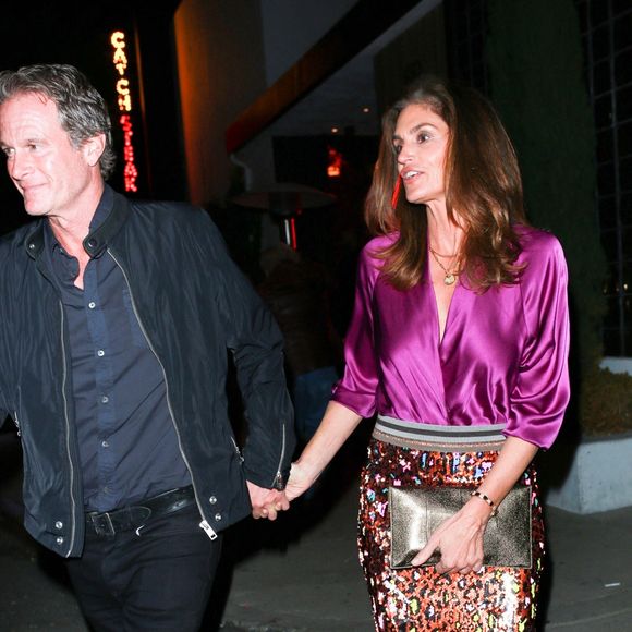 Cindy Crawford et son mari Rande Gerber vont dîner au restaurant Catch Steak à West Hollywood le 4 février 2023.

Backgrid USA / Bestimage