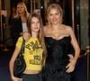 À seulement quatorze ans, Marlowe Ottoline Layng Sturridge a captivé les regards, héritant du style inimitable de sa mère et des traits de son père.

Sienna Miller assiste à l'avant-première mondiale de "War" avec sa fille Marlowe le 16 septembre 2026 à Londres, en Angleterre. ©2026