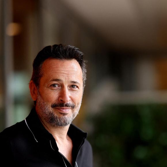 En interview pour "Purepeople.com", il se confie sur le sujet.

Michaël Cohen - Les célébrités au village lors des Internationaux de France de Tennis de Roland Garros le 1er juin 2025. © Dominique Jacovides / Bestimage