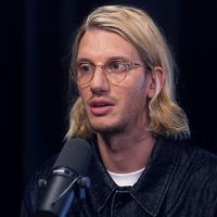 "Ça ne s'est pas très bien passé" : Pour valider son diplôme dans une école parisienne réputée, Paul Mirabel a dû s'exiler 1 an à l'étranger