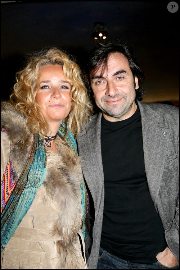 Le natif de Lyon avait expliqué l'avoir connue "par la musique" 


Exclusif - André Manoukian et sa femme - Concert de Liane Foly au Grand Rex à Paris
© Bestimage - RINDOFF-GUIREC