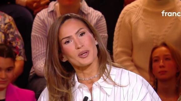 Vitaa évoque sa transformation physique : "J’ai été beaucoup plus ronde, j’ai fait 15kg de plus que ça"