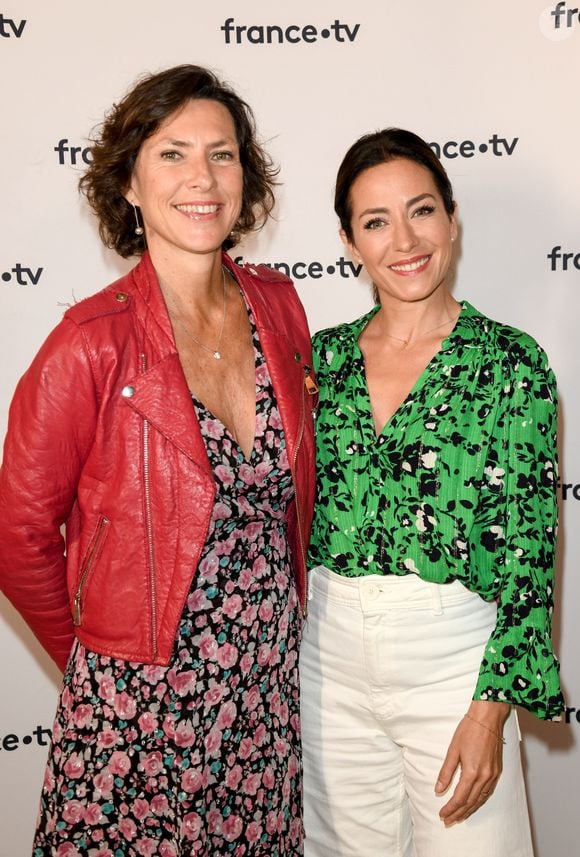 Virna Sacchi, Sophie Menut au photocall de la conférence de presse de France 2 au théâtre Marigny à Paris le 18 juin 2019 © Coadic Guirec / Bestimage
