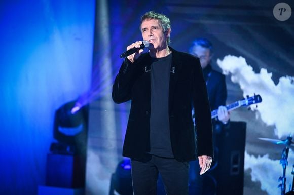 Exclusif - Julien Clerc - Enregistrement de l'émission Vivement dimanche au studio rive gauche présentée par M. Drucker avec une diffusion sur France 3 le 23 novembre. © Guillaume Gaffiot/Bestimage