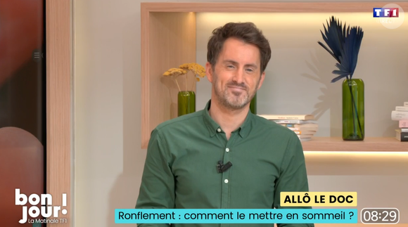 Vincent Valinducq donne des astuces anti-ronflements dans "Bonjour", le 9 avril 2025, sur TF1