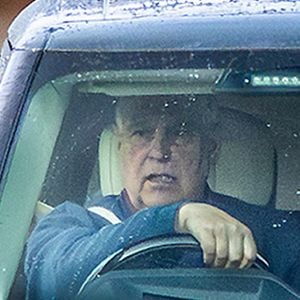 Andrew Mountbatten-Windsor quitte Royal Lodge dans le Berkshire. Andrew Mountbatten-Windsor a perdu tous ses titres et va quitter le Royal Lodge pour s'installer dans une propriété du domaine de Sandringham dans le Norfolk. Photo par GOFF  / BESTIMAGE