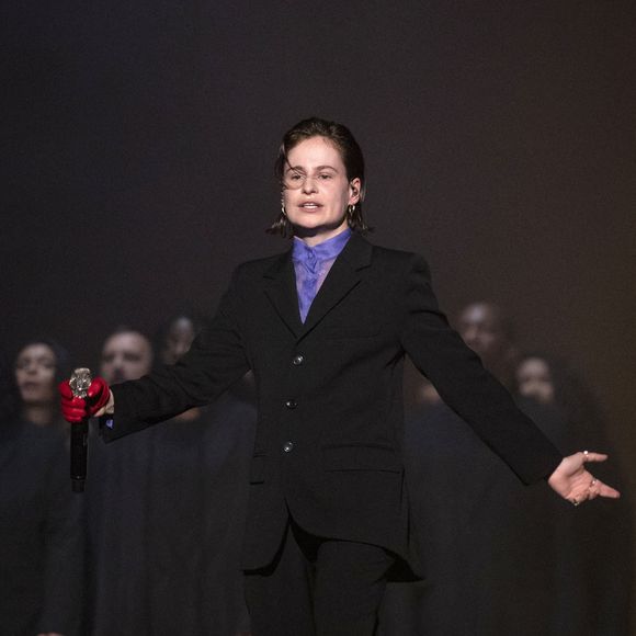 Christine And The Queens aka Redcar Rahim sur scène lors du Global Citizen Live à Paris, France, le 25 septembre 2021. Photo par Aurore Marechal/Abaca