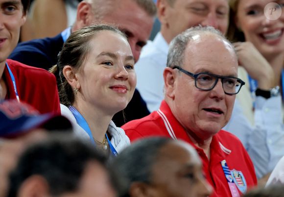 Alexandra de Hanovre, Prince Albert II de Monaco  en tribunes pendant l'épreuve de basketball de Demi-Finale opposant les Etats-Unis à la Serbie lors des Jeux Olympiques de Paris 2024 (JO) à l'Arena Bercy, à Paris, France, le 8 août 2024. © Jacovides-Perusseau/Bestimage